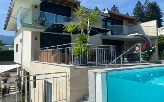 VILLA PLURIFAMILIARE A COMANO – ID 23284