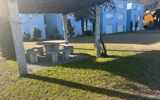 OFFERTA TERMINATA – 4,5 LOC. CON GIARDINO A CASLANO – ID 23388