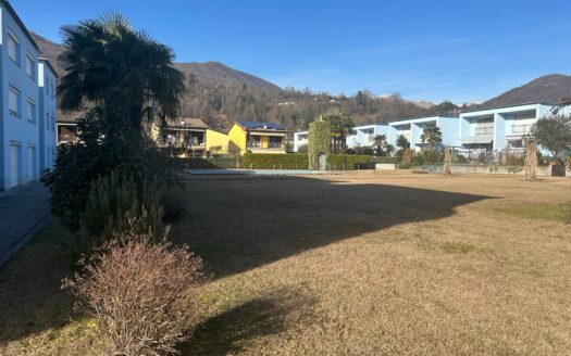 OFFERTA TERMINATA – 4,5 LOC. CON GIARDINO A CASLANO – ID 23388